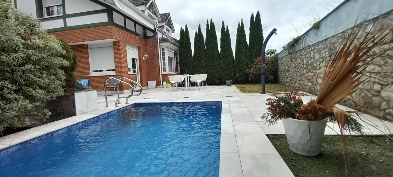 Chalet Con Piscina, Sauna Y Jacuzzi Cerca Del Mar A Media Hora De Bilbao Y Santander El Puente (Cantabria) Exterior foto